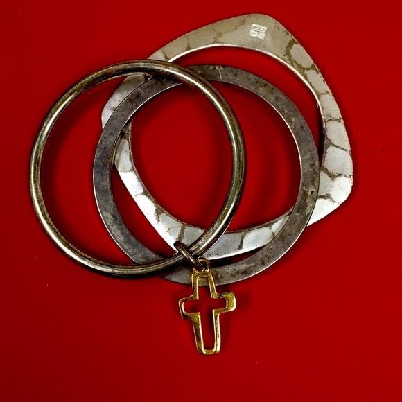 Givenchy Vintage Triple Bangle Rare - Picture 1 of 2